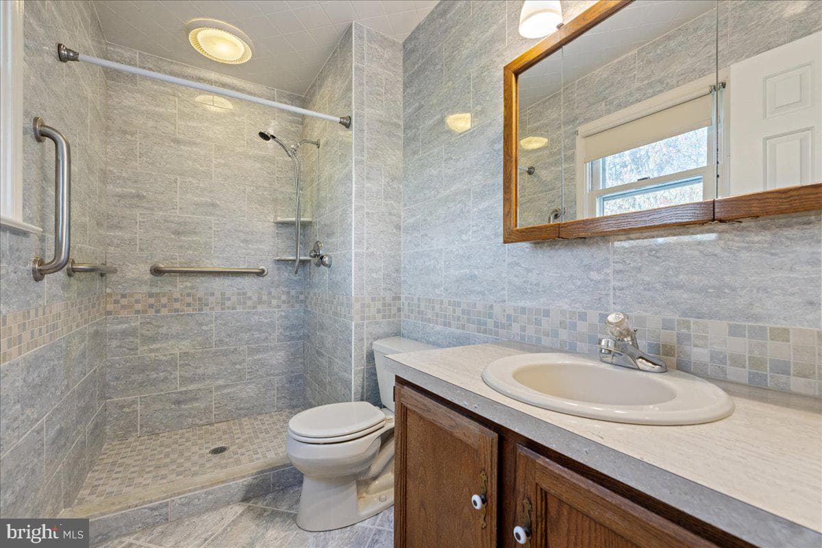 204 Poplar Road photo 19
