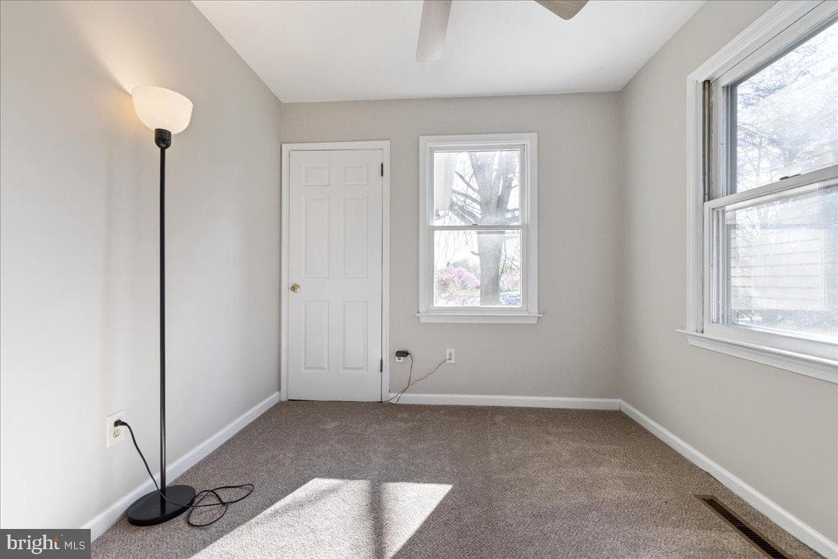 204 Poplar Road photo 25