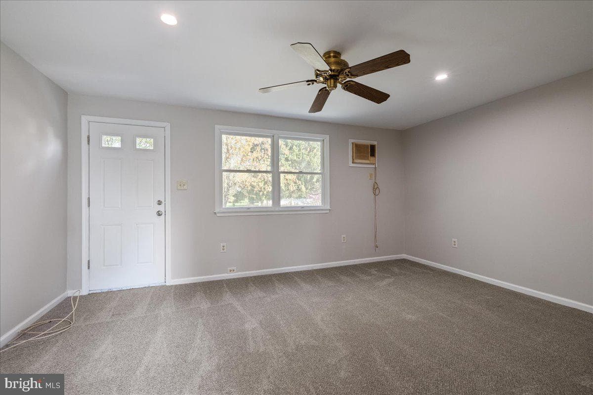 204 Poplar Road photo 27