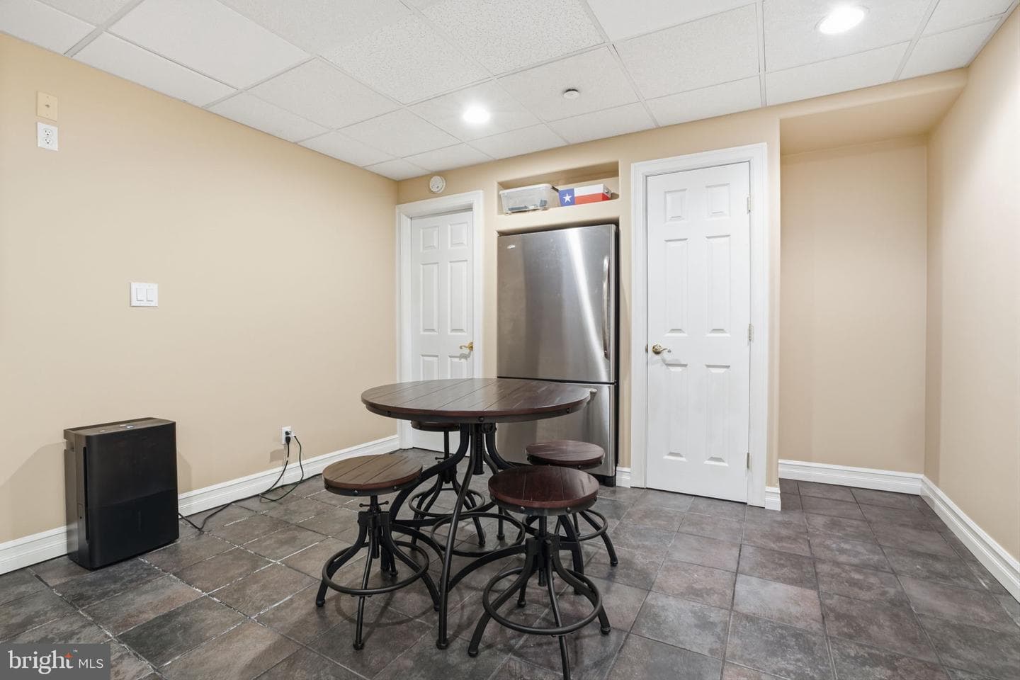 2088 Bedfordshire Road photo 48