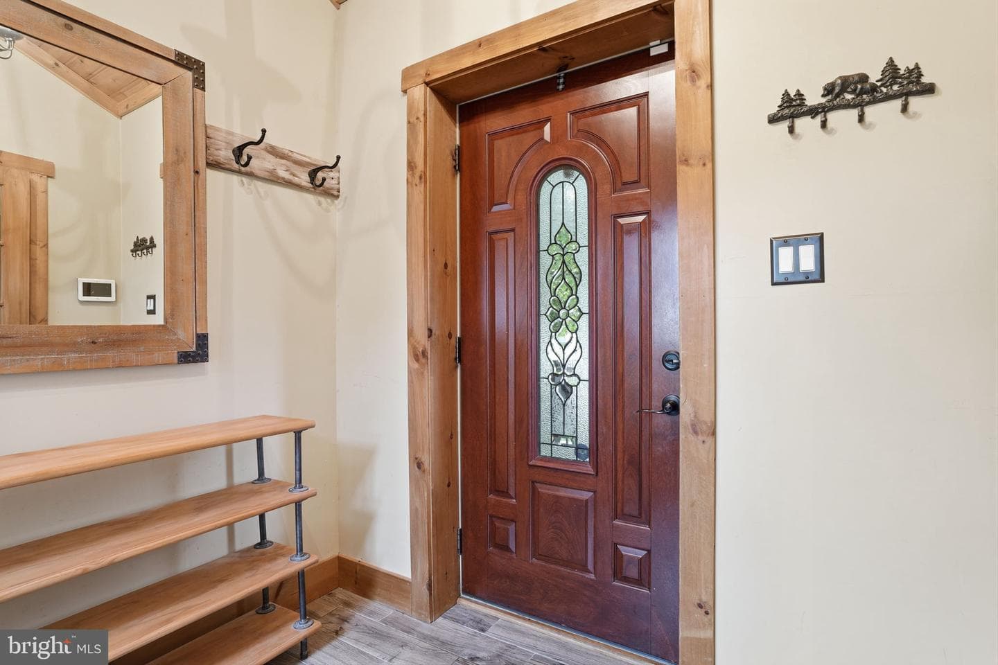 212 W Franklin Street photo 4