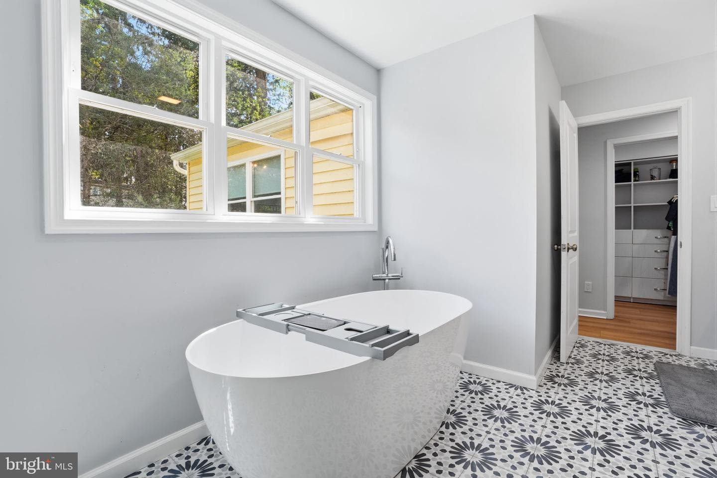 1040 Harvard Drive photo 24