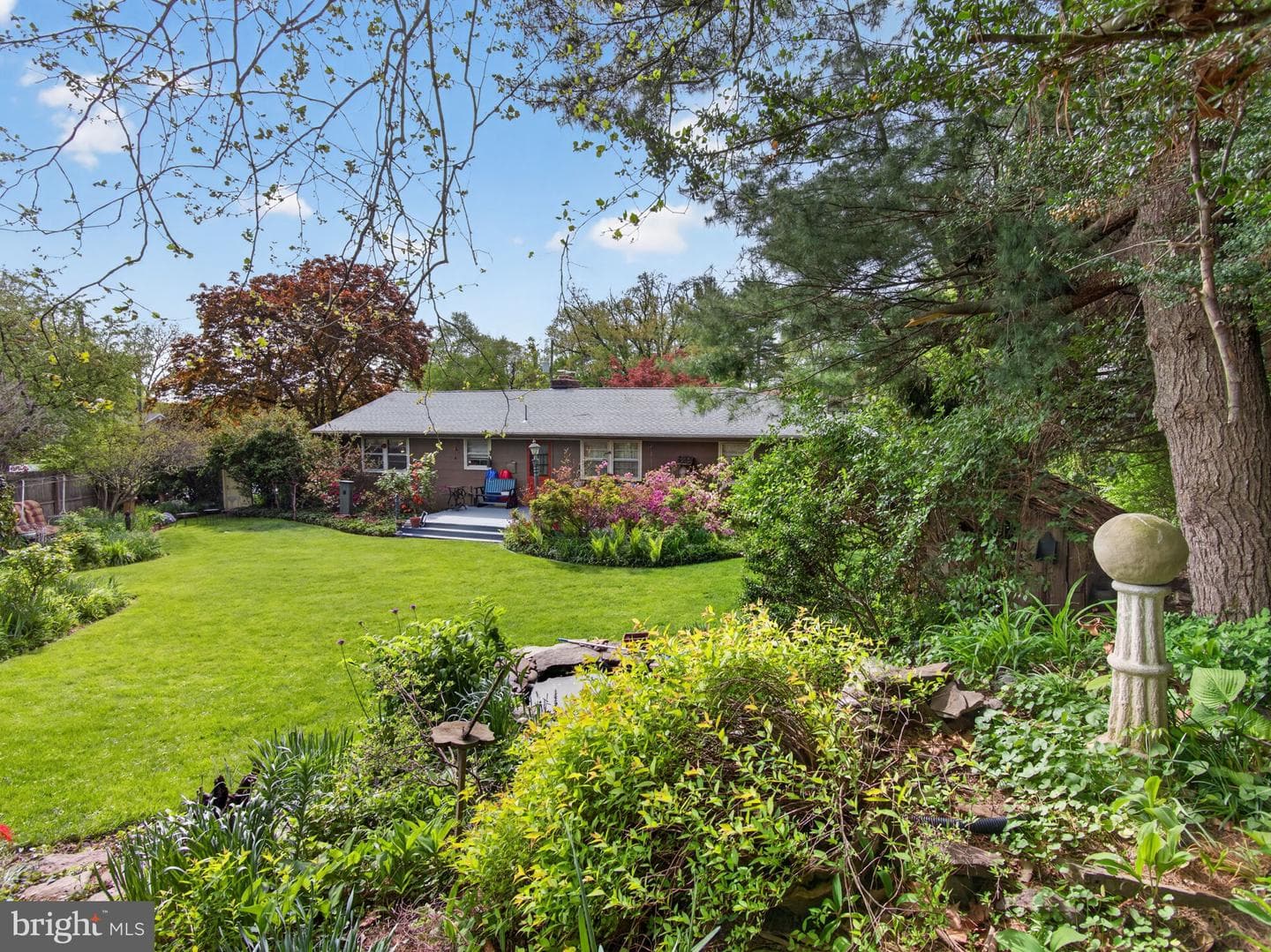 1 Upton Lane photo 31