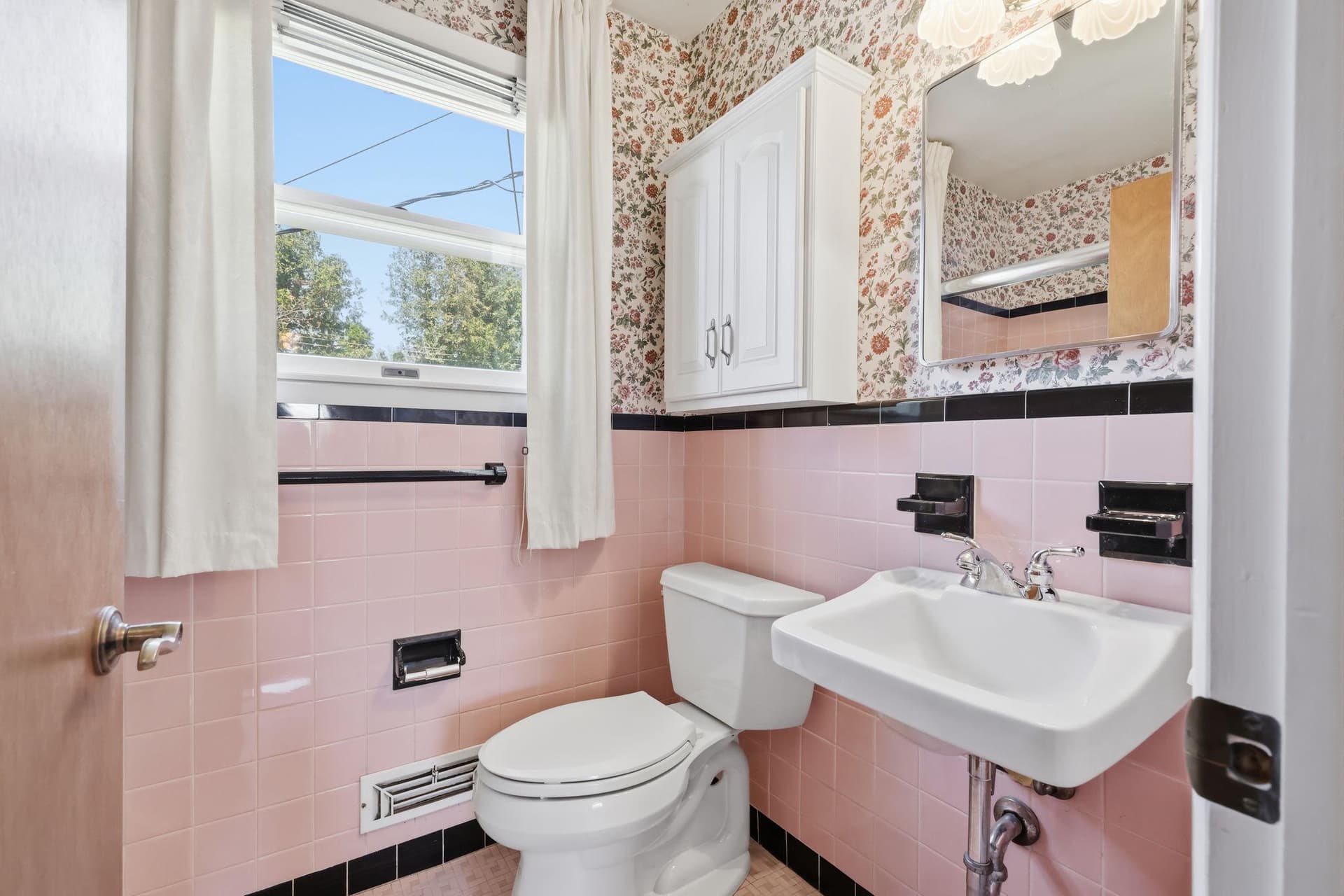 903 Pine Road photo 14
