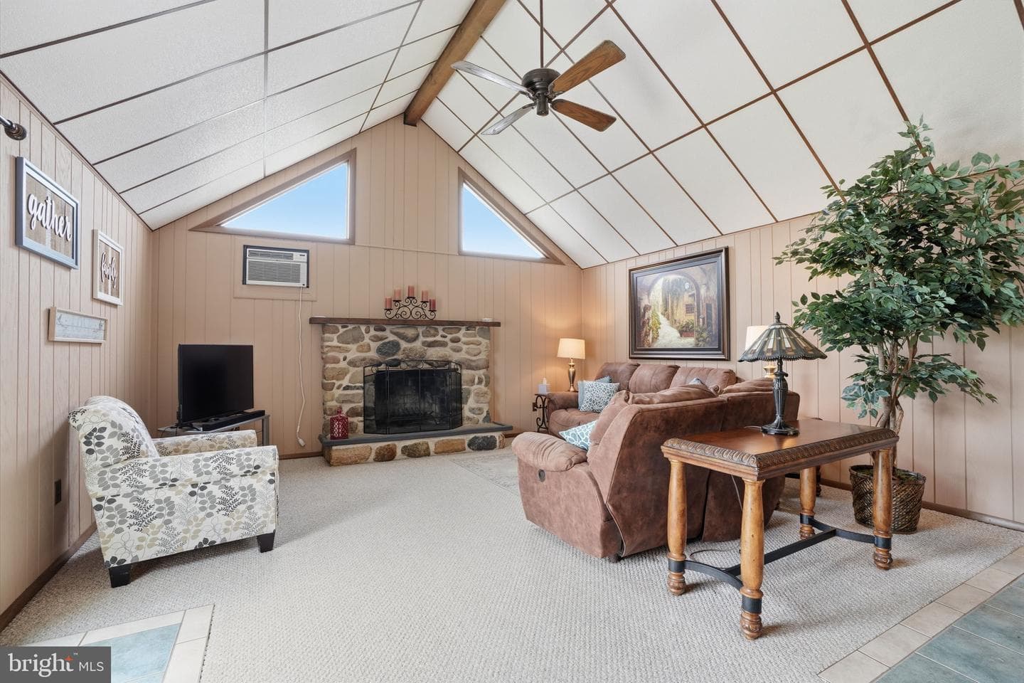 55 Canoebirch Road photo 16