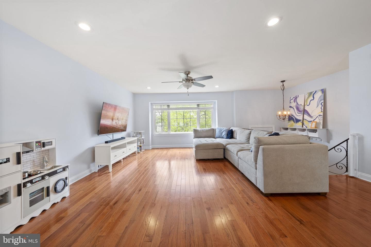 2133 Blackhorse Drive photo 4