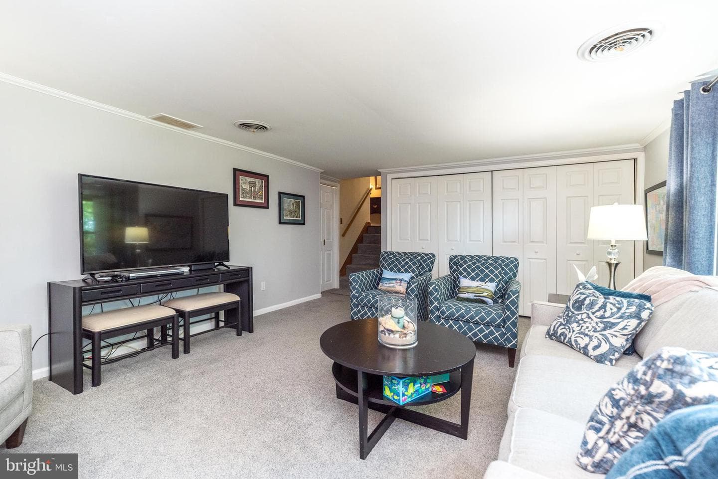 216 Windsor Drive photo 24