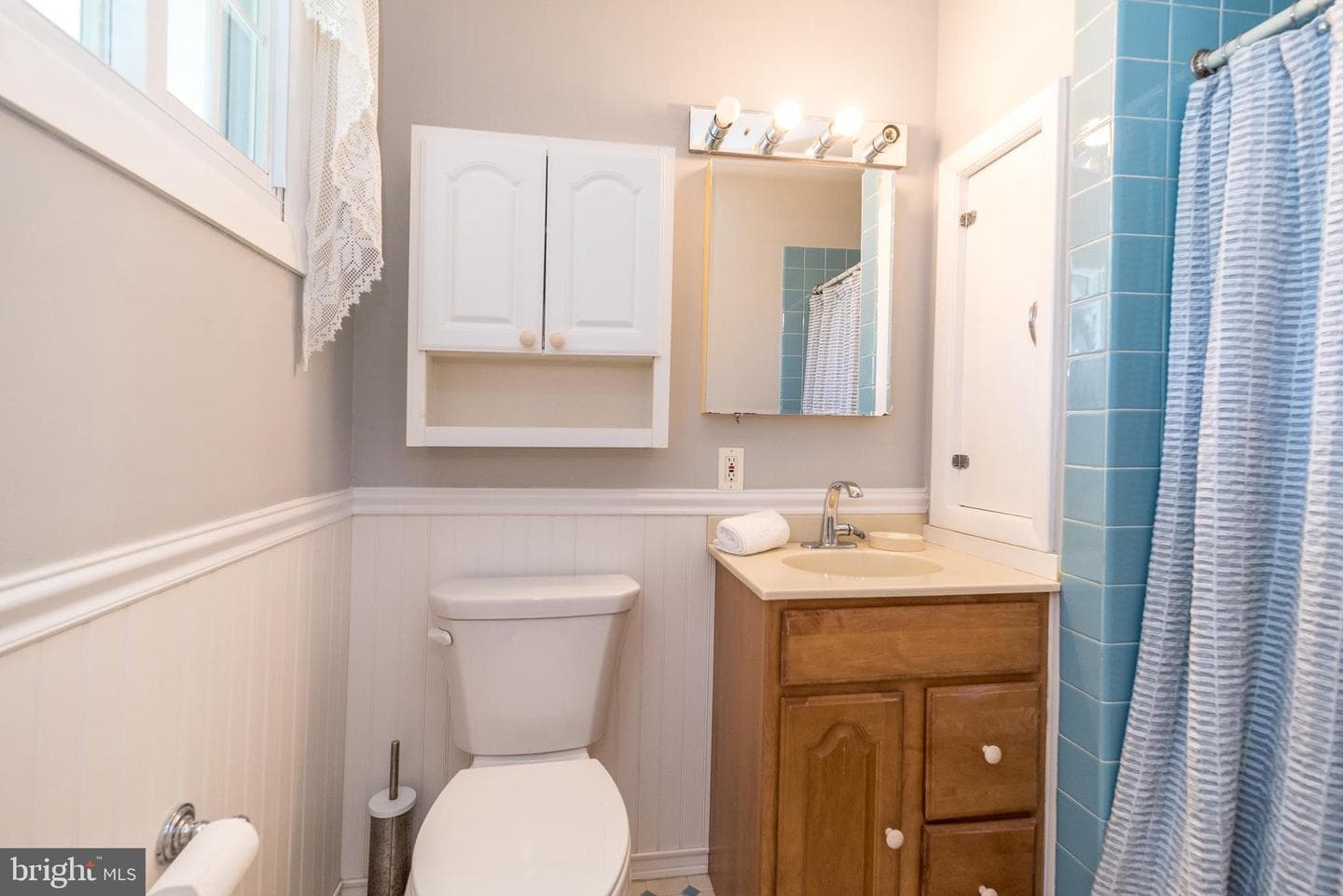 216 Windsor Drive photo 34