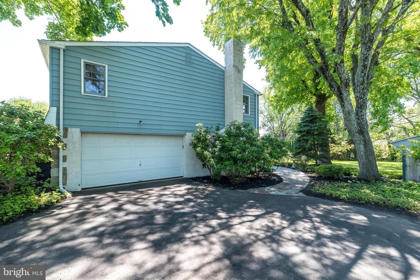 216 Windsor Drive photo 41
