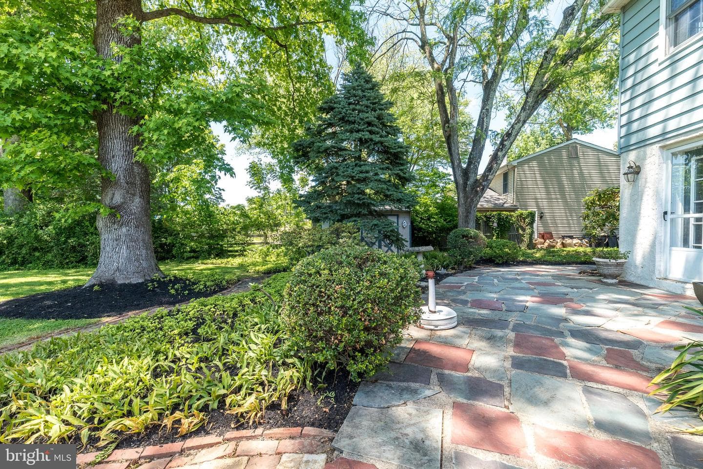 216 Windsor Drive photo 48