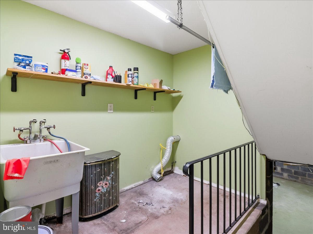 64 Gelder Drive photo 24
