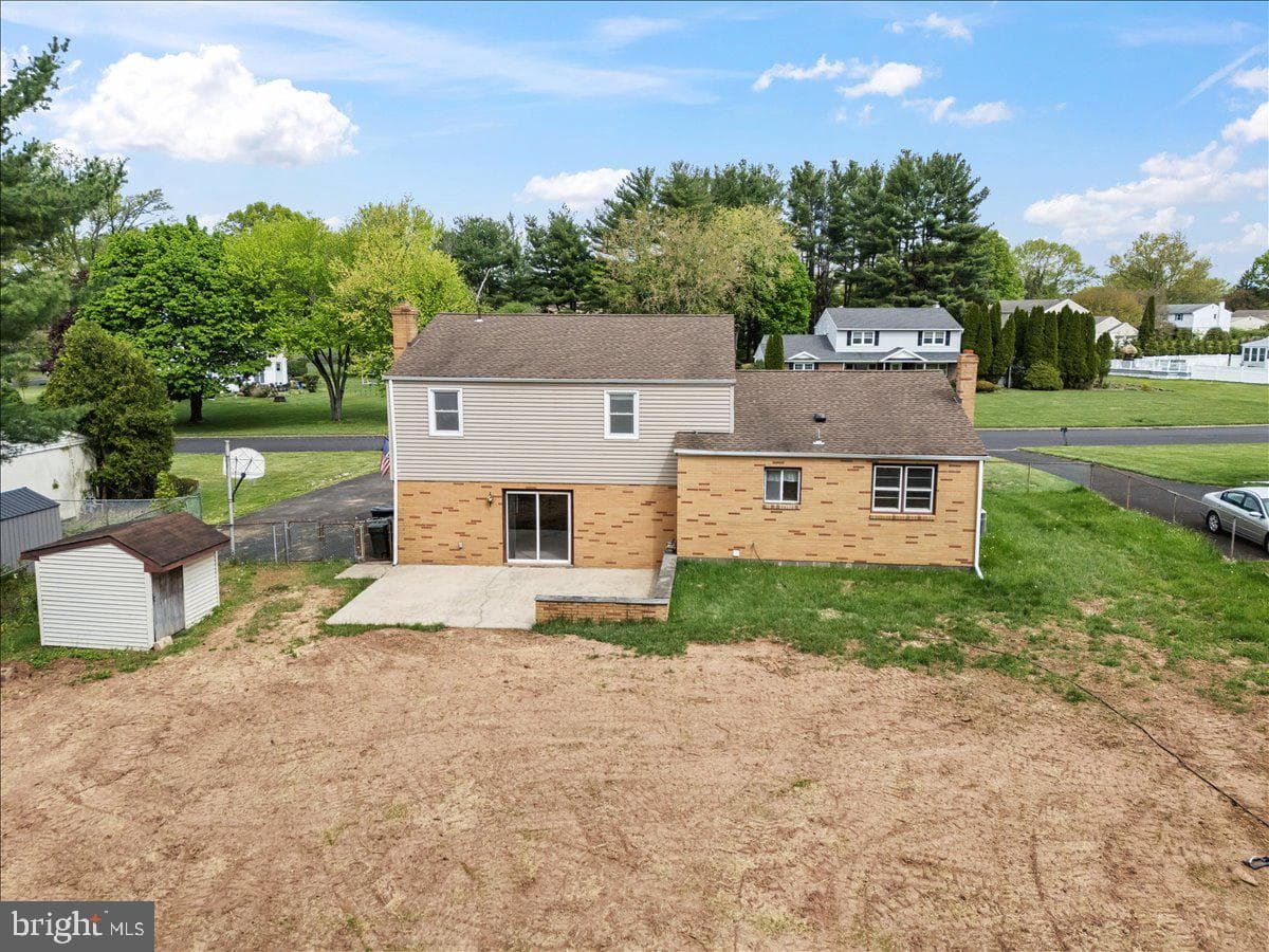 64 Gelder Drive photo 31