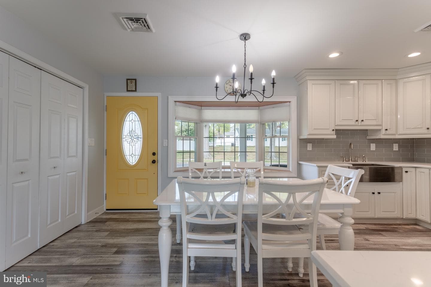 80 Thornridge Drive, Levittown