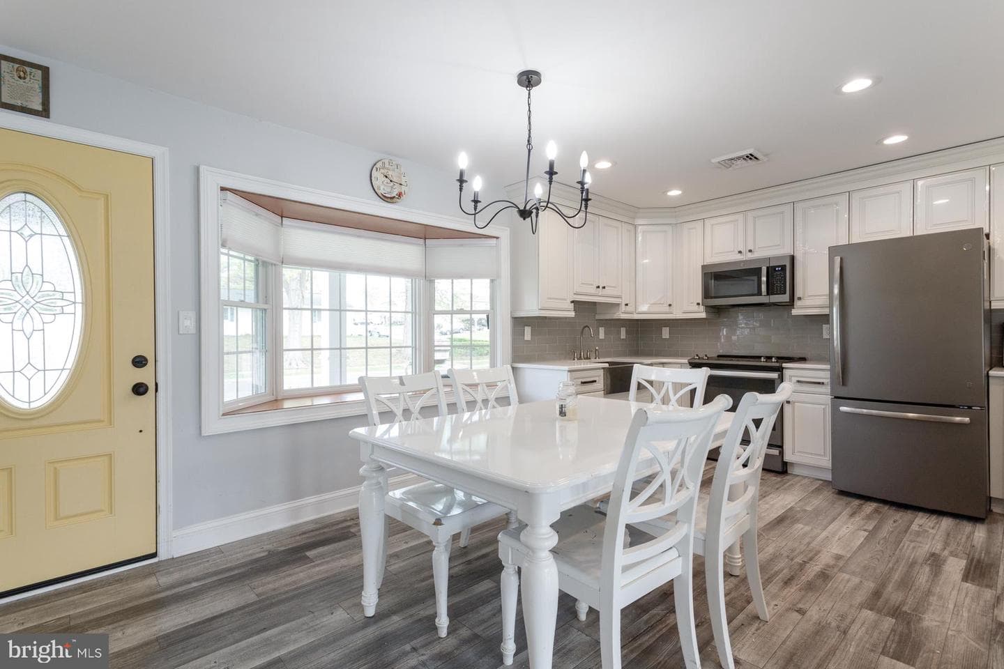 80 Thornridge Drive photo 3