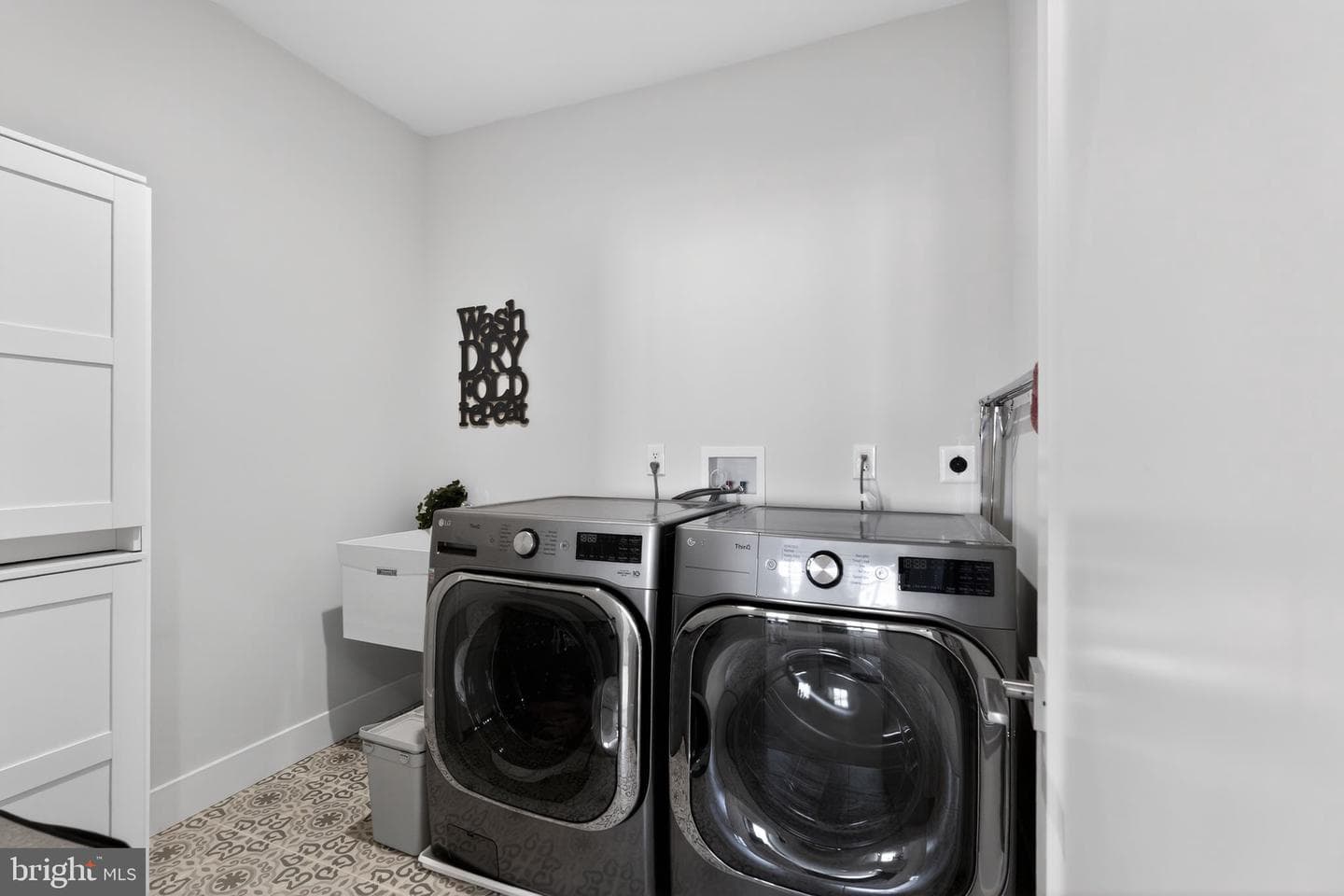 65 Tradesville Drive photo 30