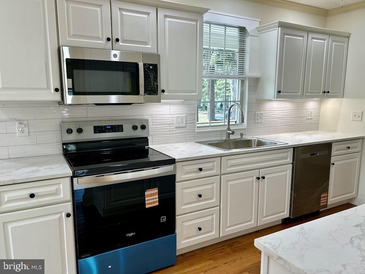 212 Apple Street photo 32