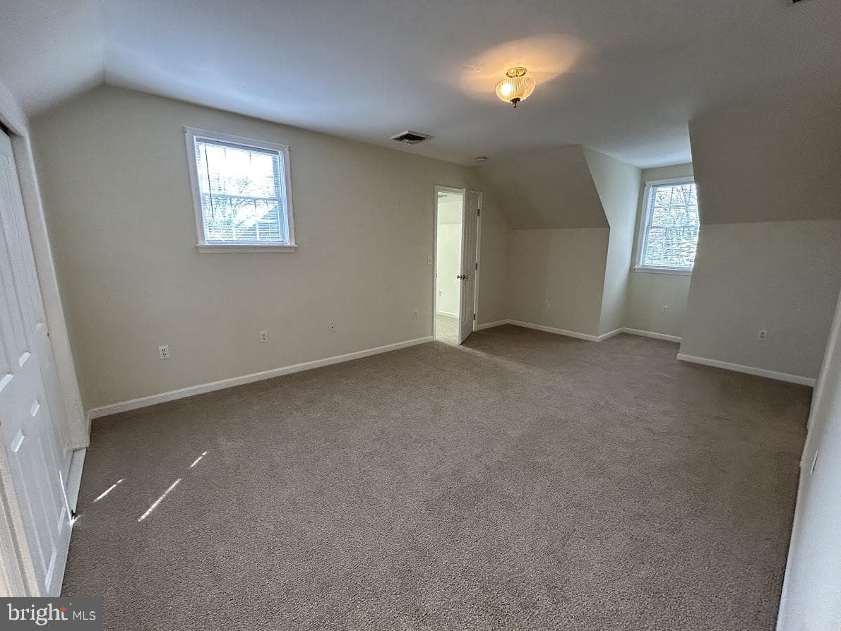 212 Apple Street photo 42
