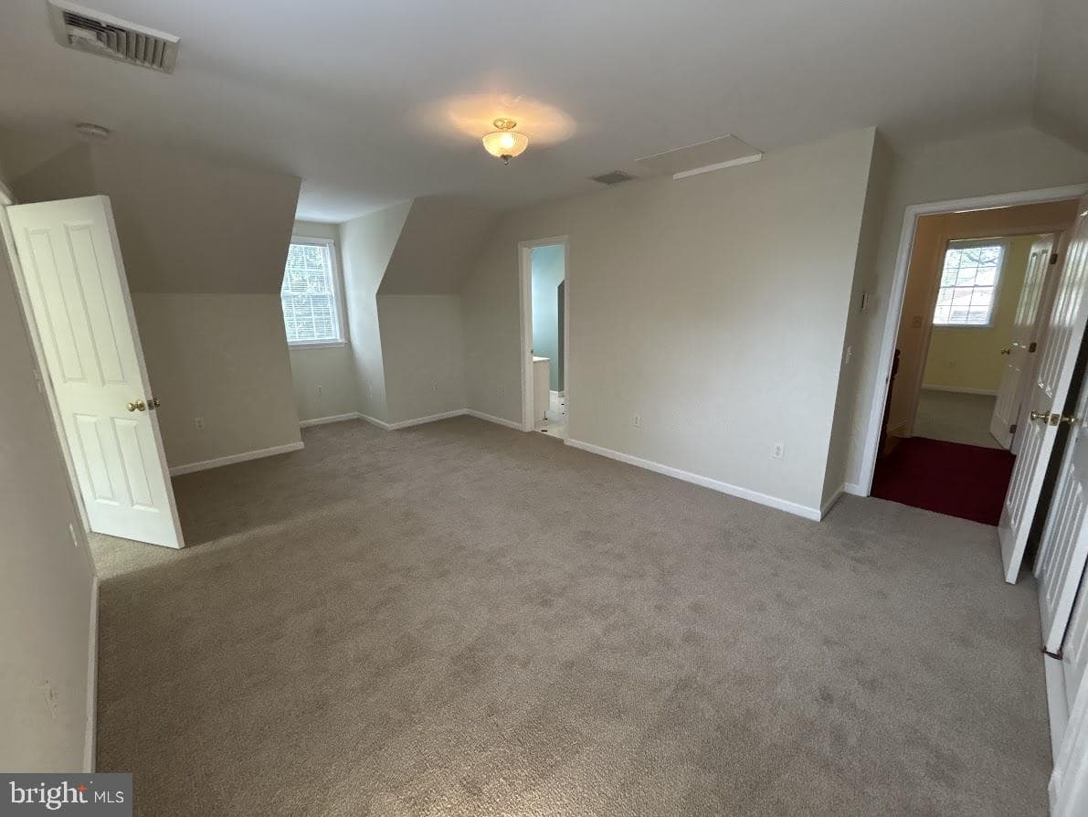 212 Apple Street photo 43