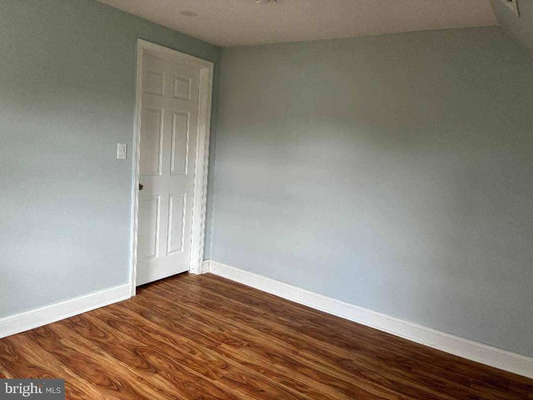 121 Walnut Avenue photo 33