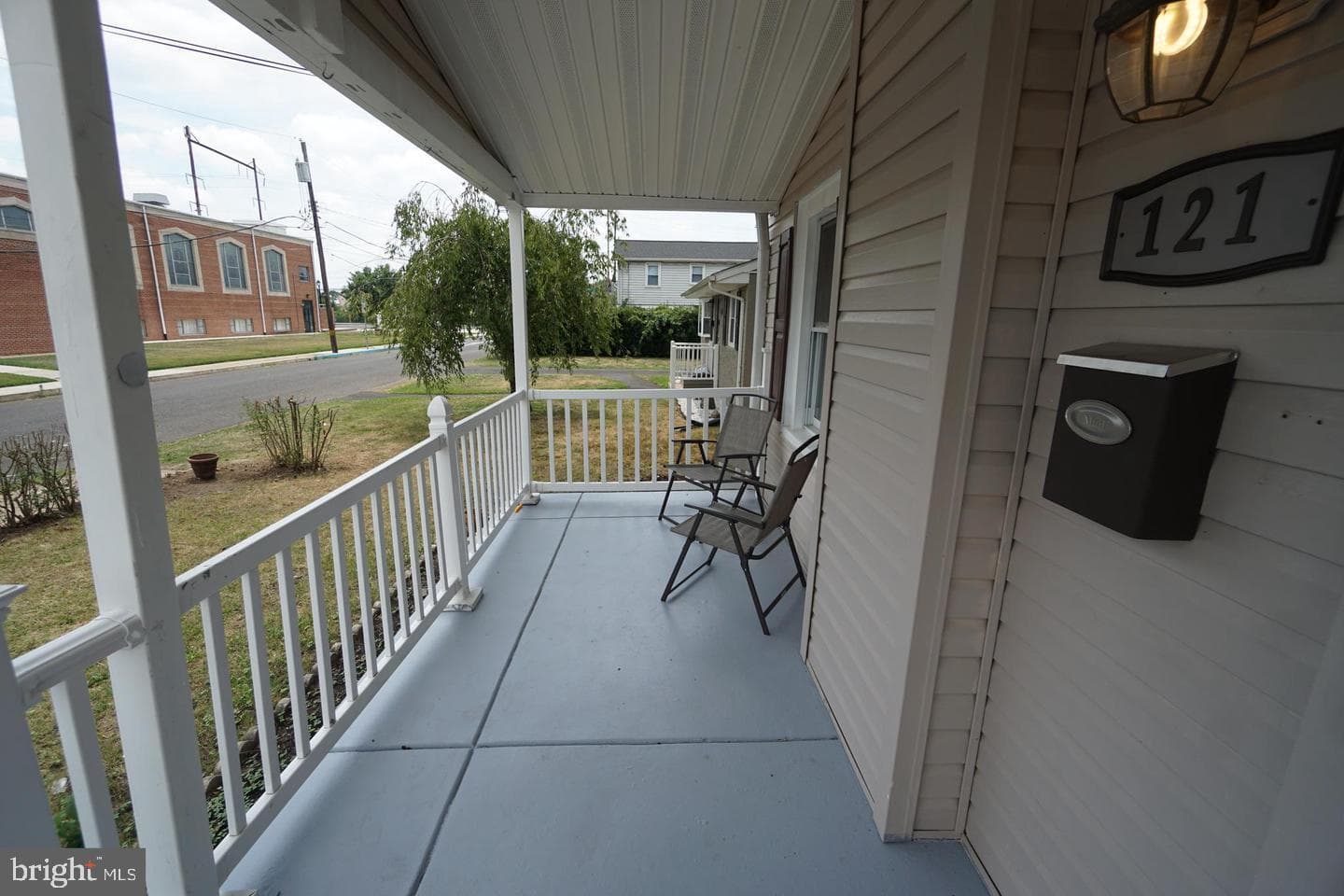 121 Walnut Avenue photo 8