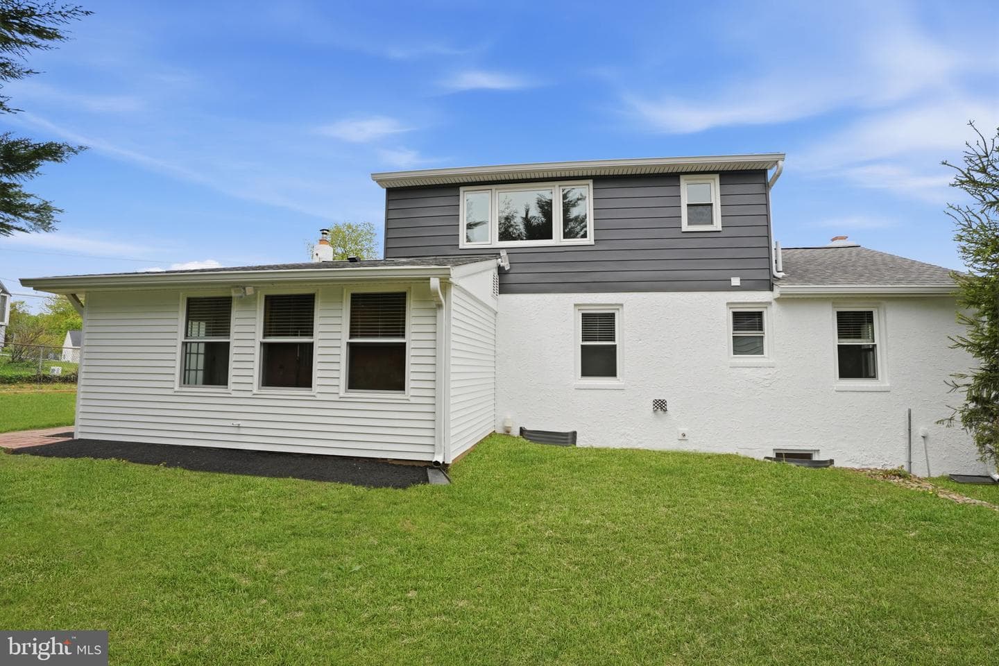 281 S Clearview Avenue photo 37