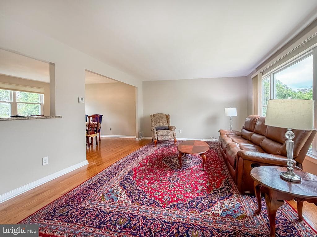 3041 Sheppard Road photo 6