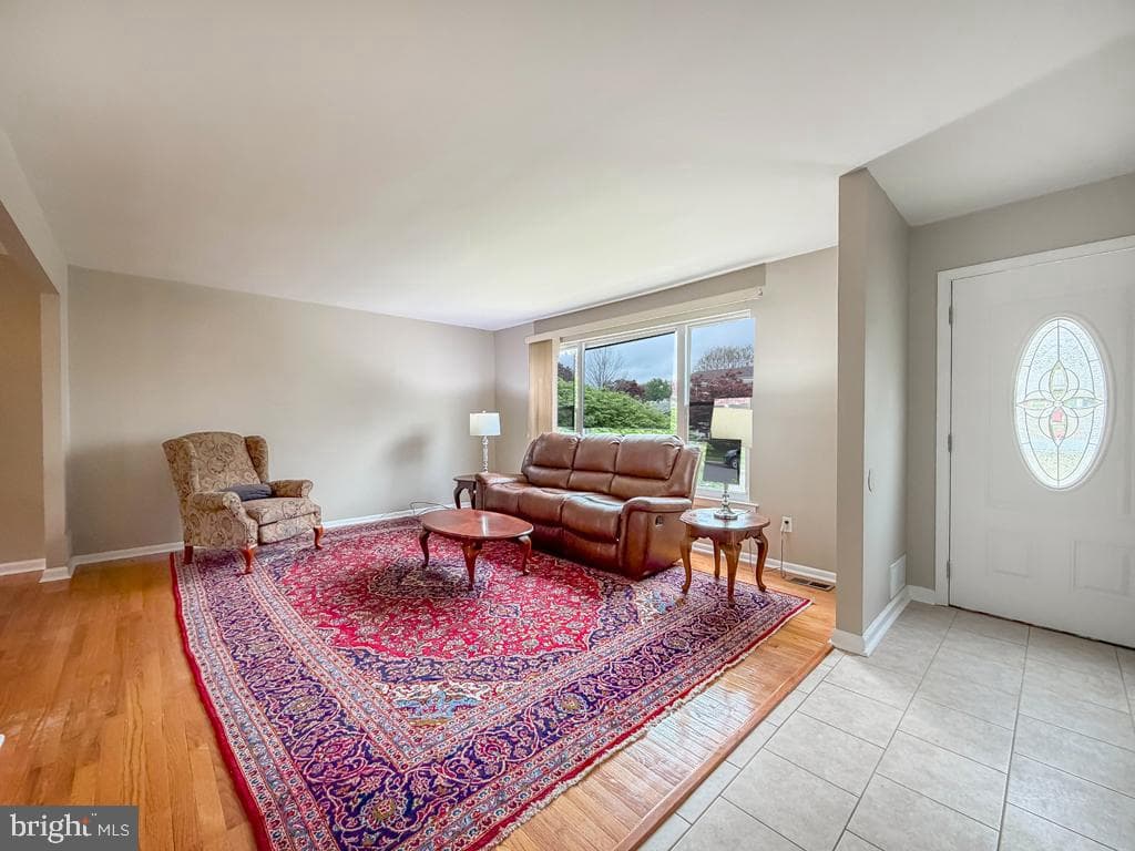 3041 Sheppard Road photo 7