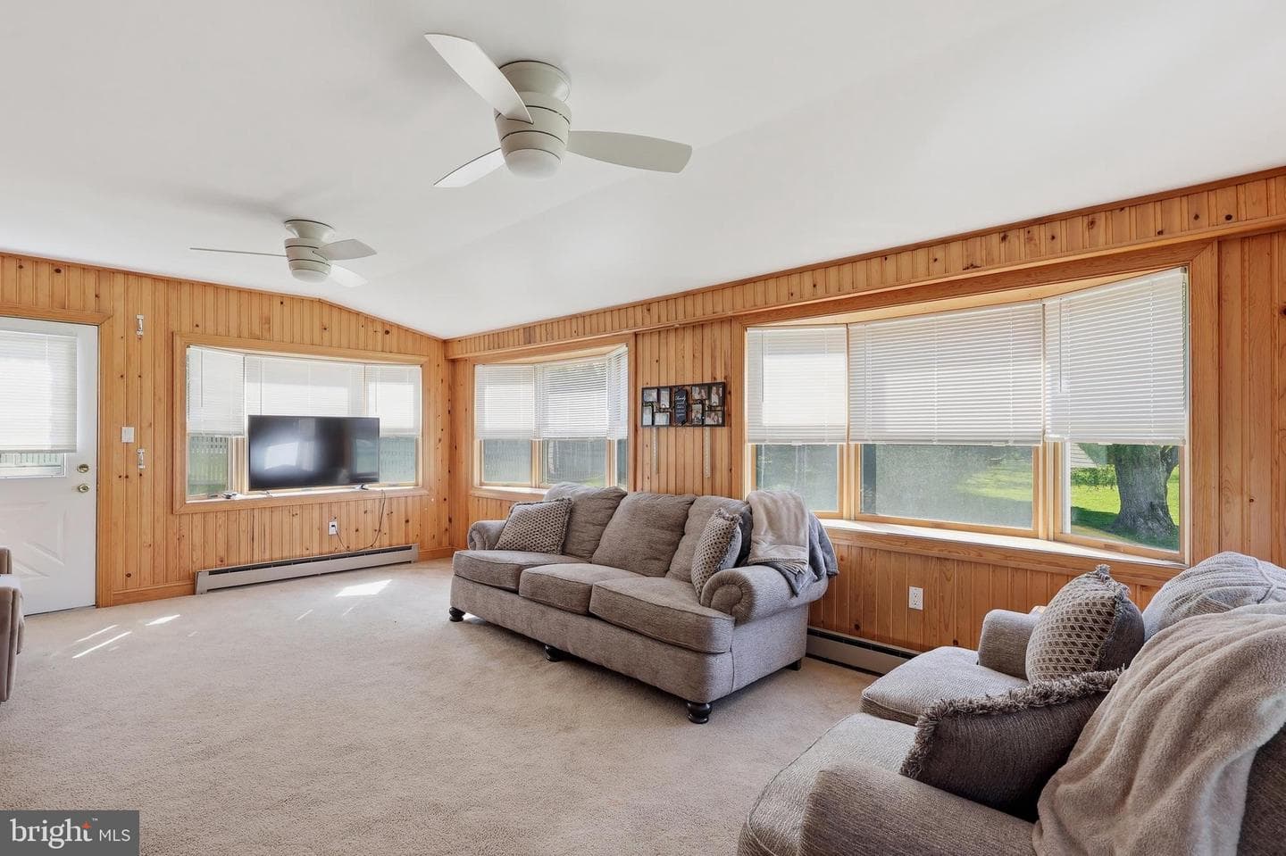 1304 Sturbridge Drive photo 10