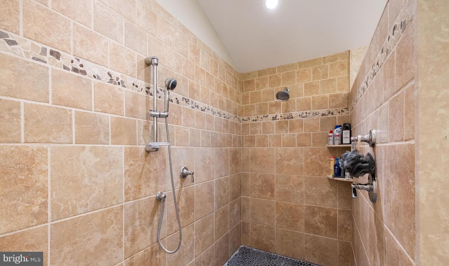 4880 Hunt Field Drive photo 31