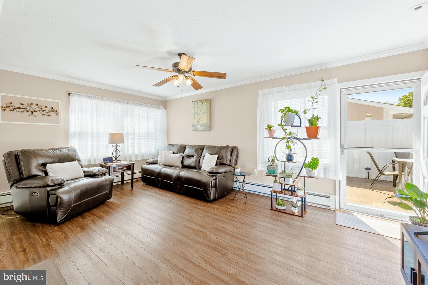 11 Midwood photo 14