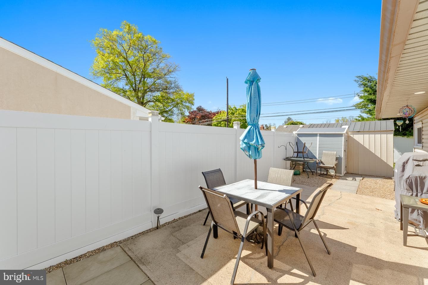 11 Midwood photo 27