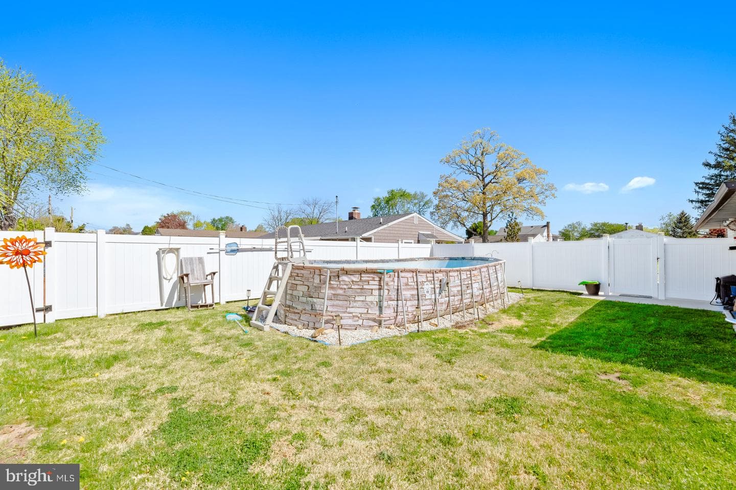 11 Midwood photo 29