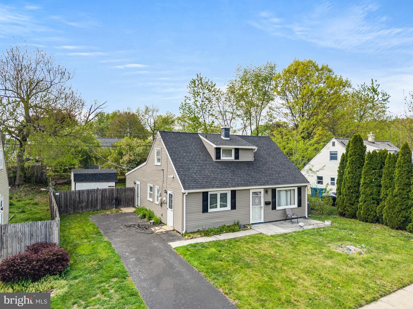 589 Elbridge Road photo 2