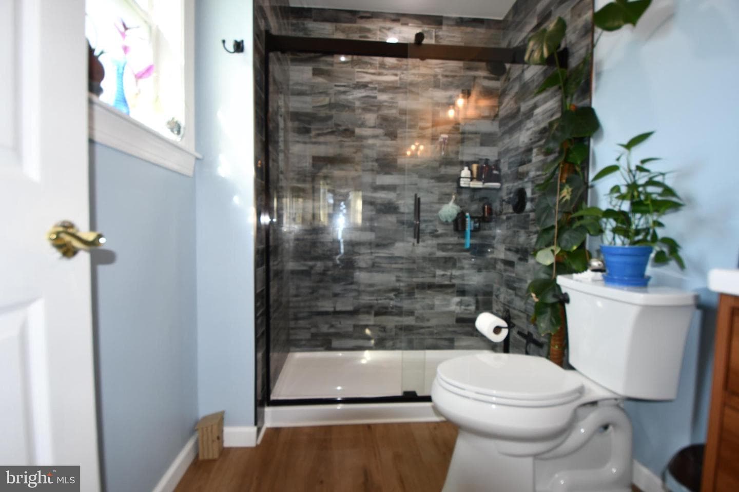 1654 Forrest Avenue photo 21