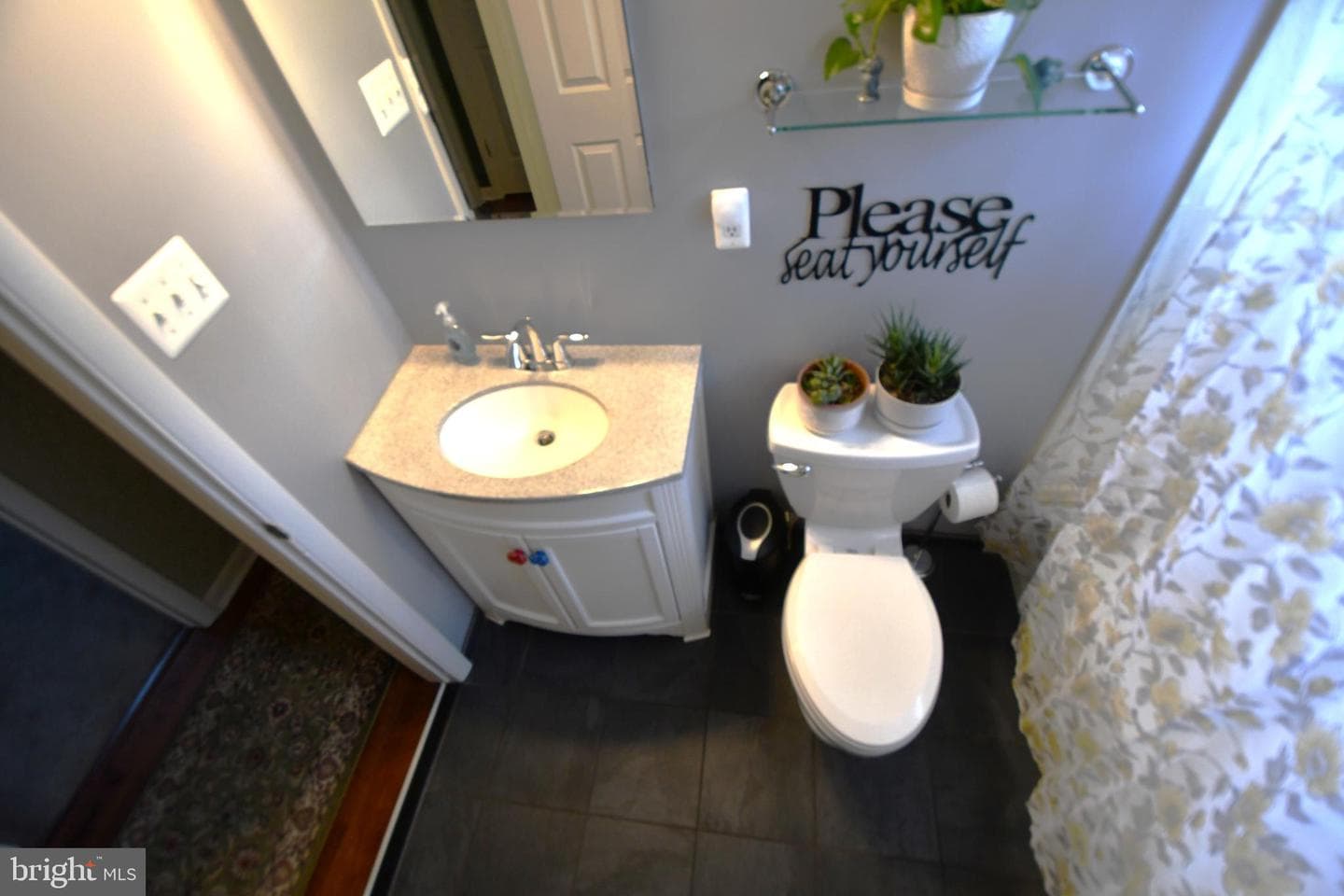 1654 Forrest Avenue photo 28
