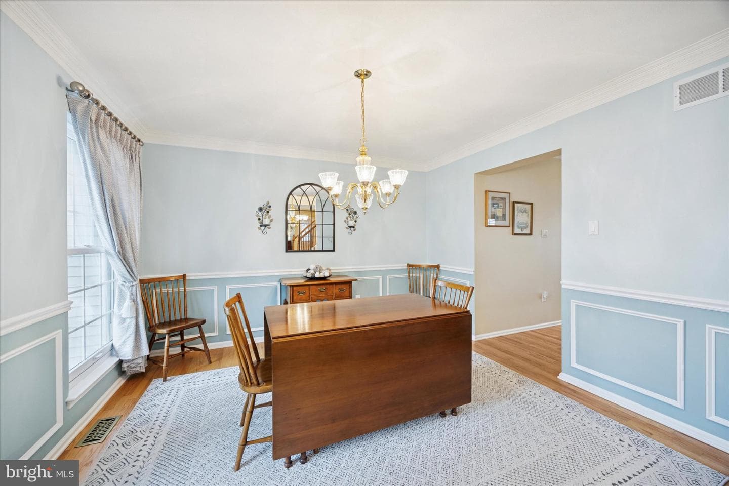 1008 Canter Circle photo 3