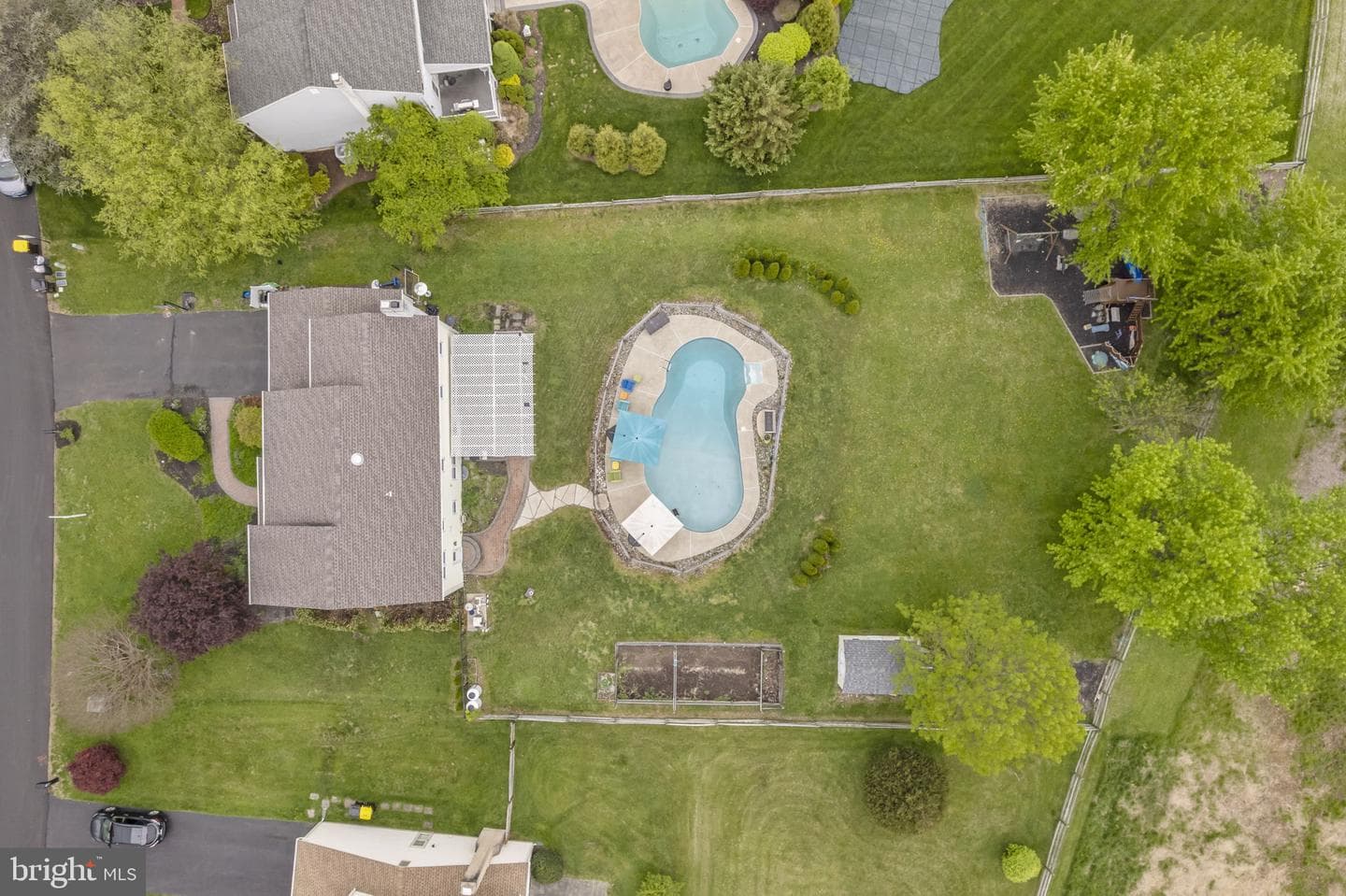 2034 Buckingham Drive photo 75