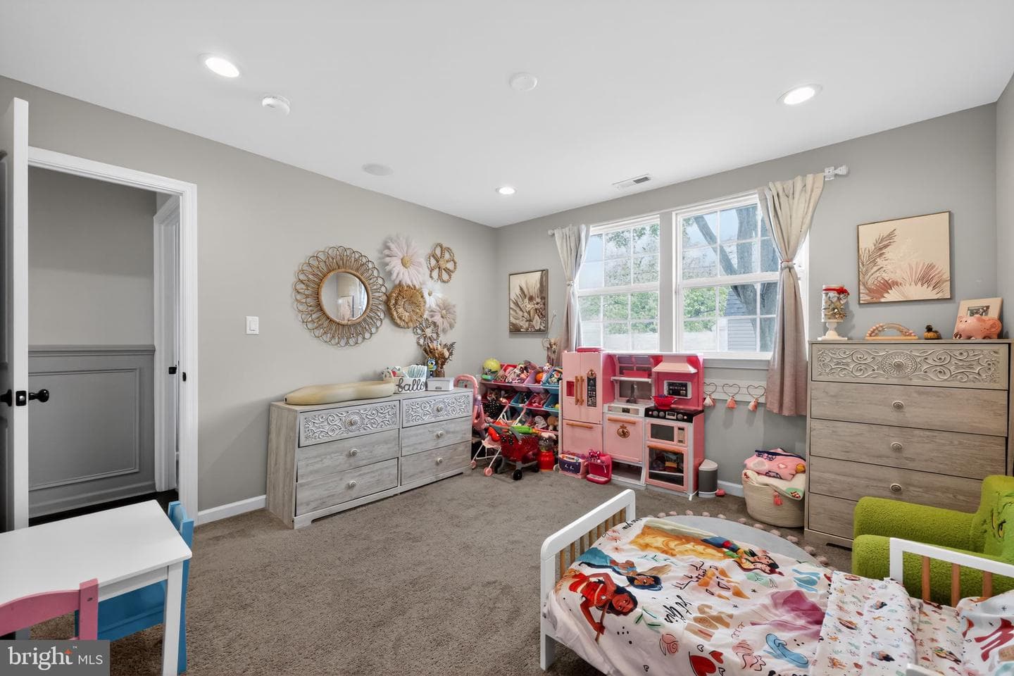 41 Stream Lane photo 22