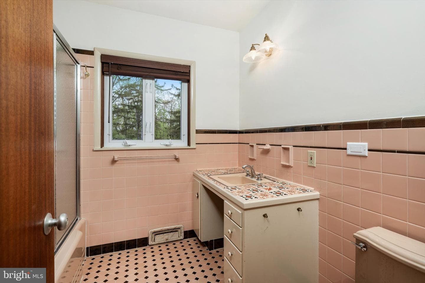 6783 Chapel Road photo 20
