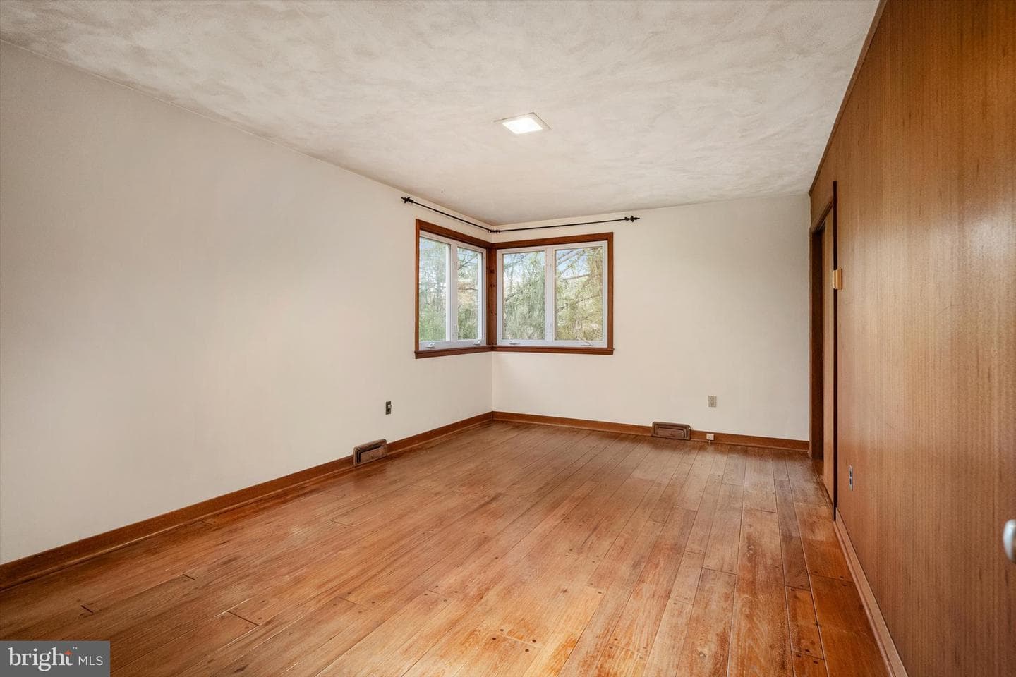 6783 Chapel Road photo 21