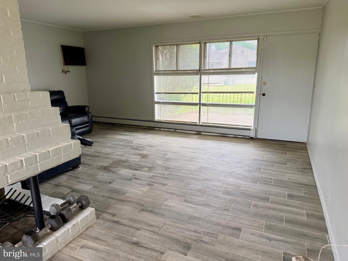 188 Farmbrook Drive photo 9