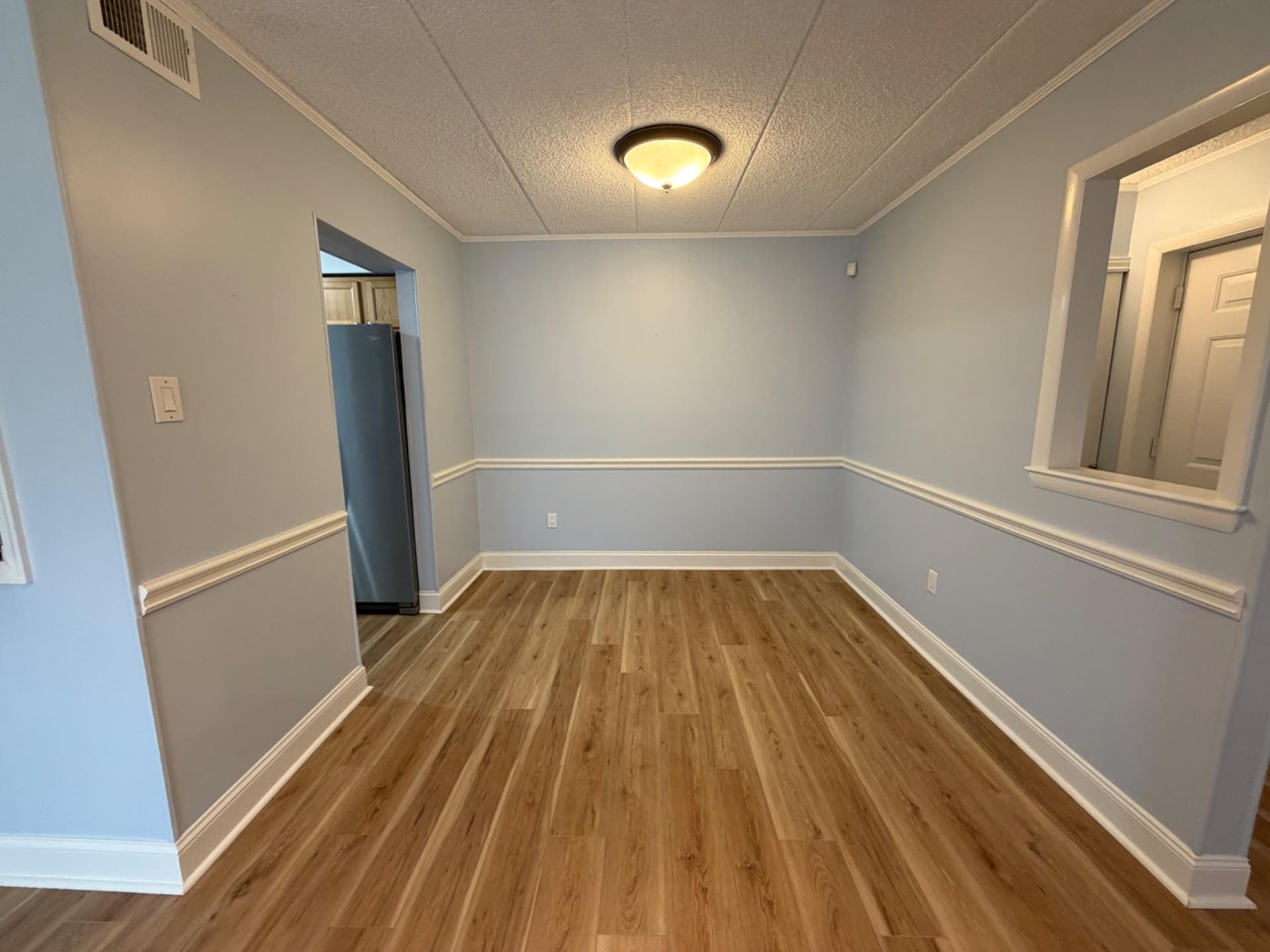 111 Leedom Way photo 11