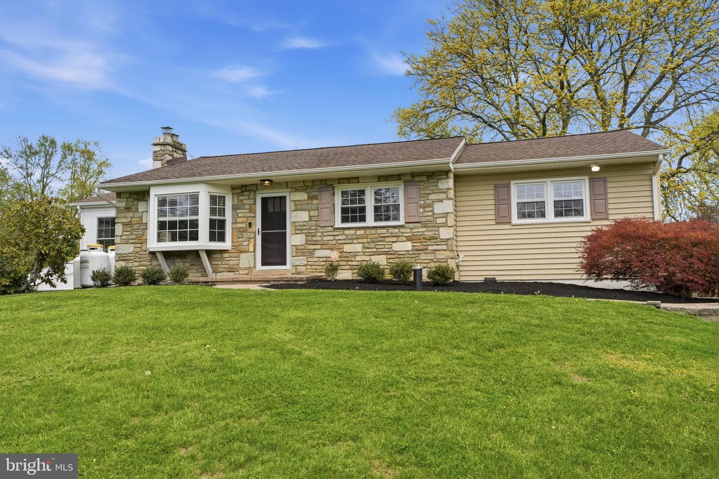 83 Wrenwood Way photo 48