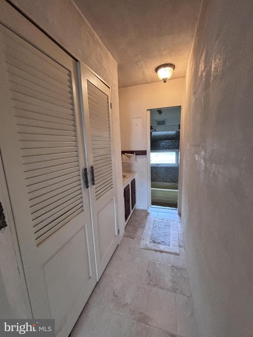 415 Berkshire Road photo 17