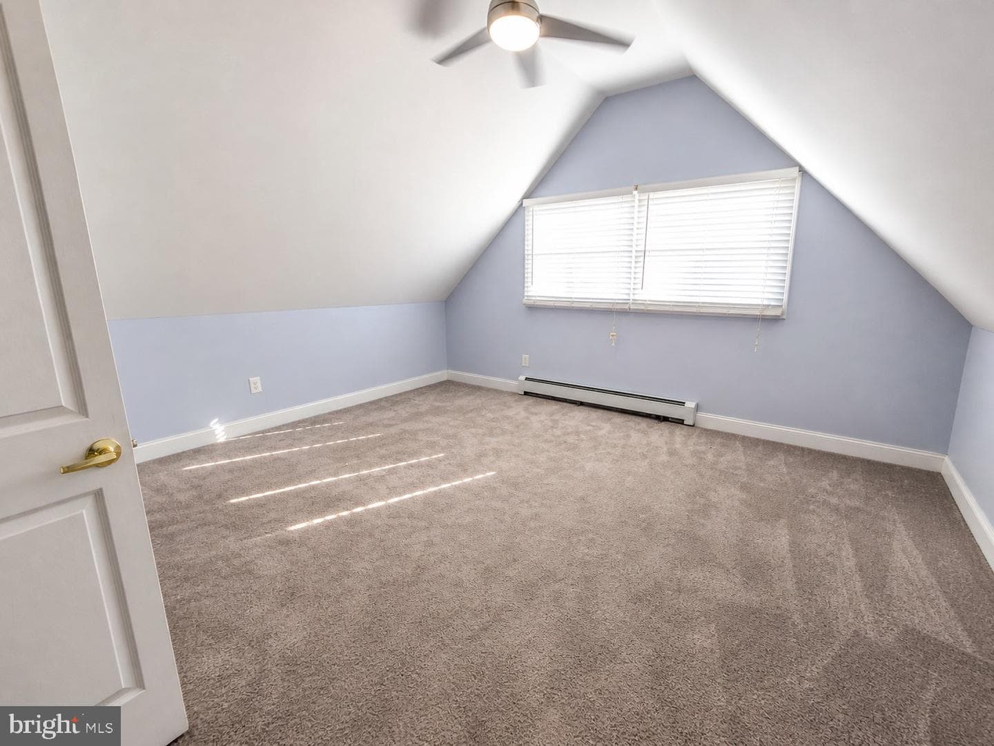 39 Vermillion Lane photo 16