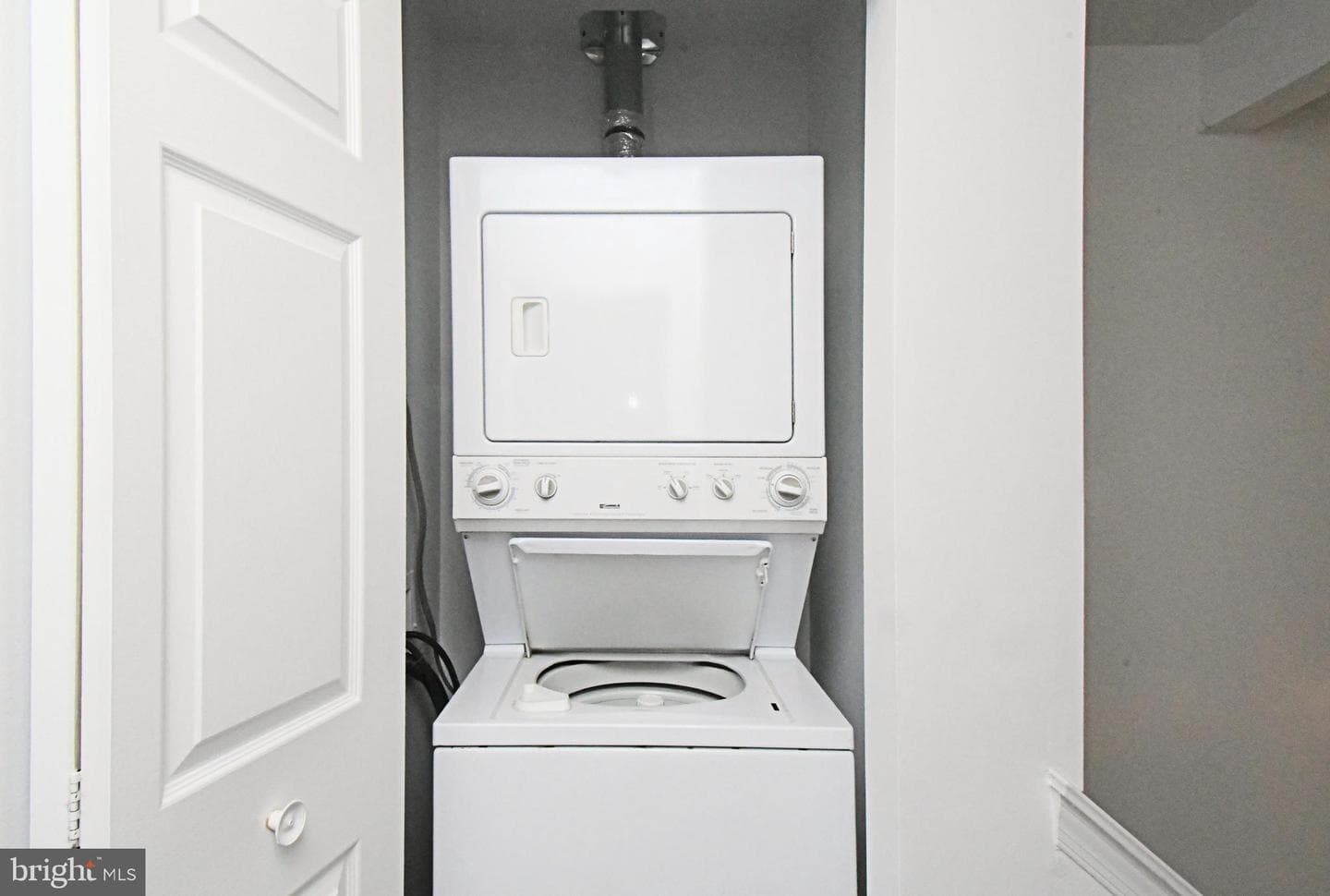 43 Everett Drive #143 photo 31