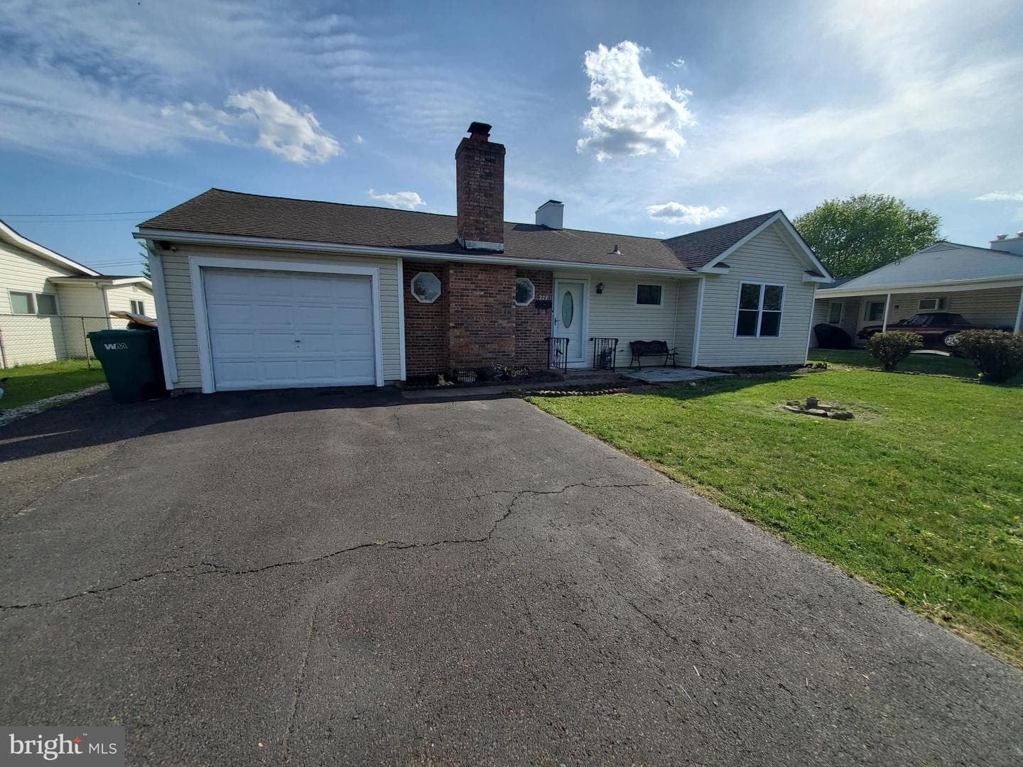 224 S Olds Boulevard photo 2