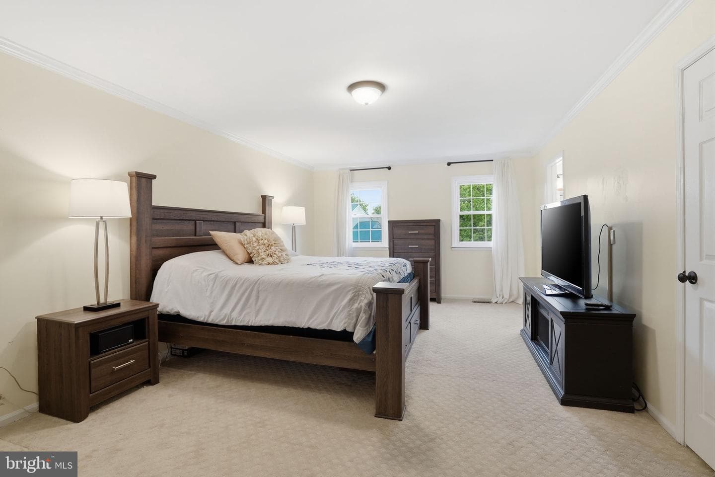 476 Gladstone Road photo 25