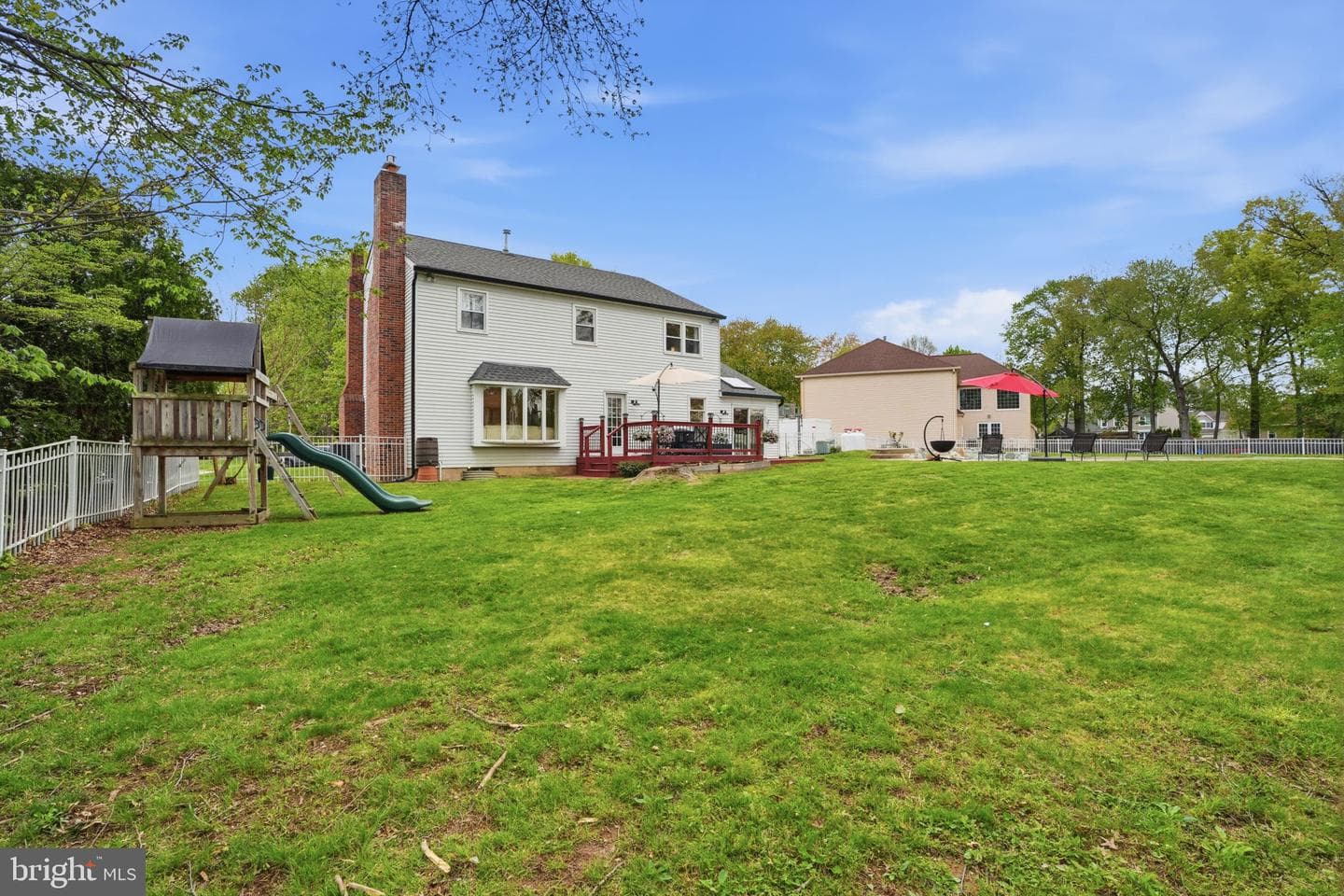476 Gladstone Road photo 38