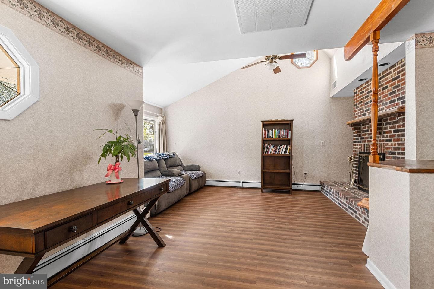 1022 Rozel Avenue photo 4